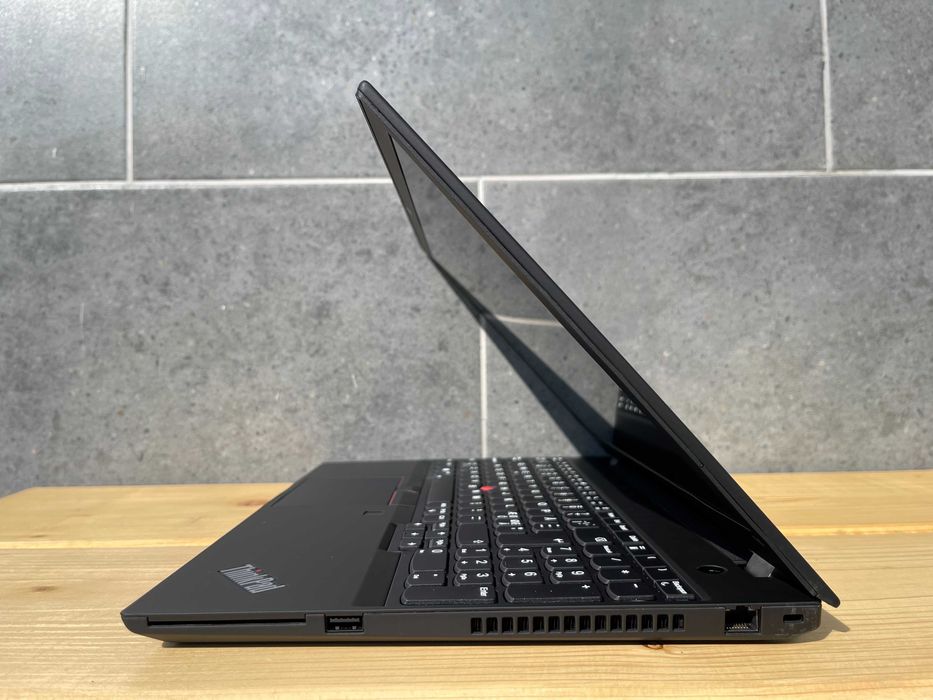 Lenovo ThinkPad T15/i5-10210U/16Gb DDR4/256Gb M2/15.6" IPS/Гарантія