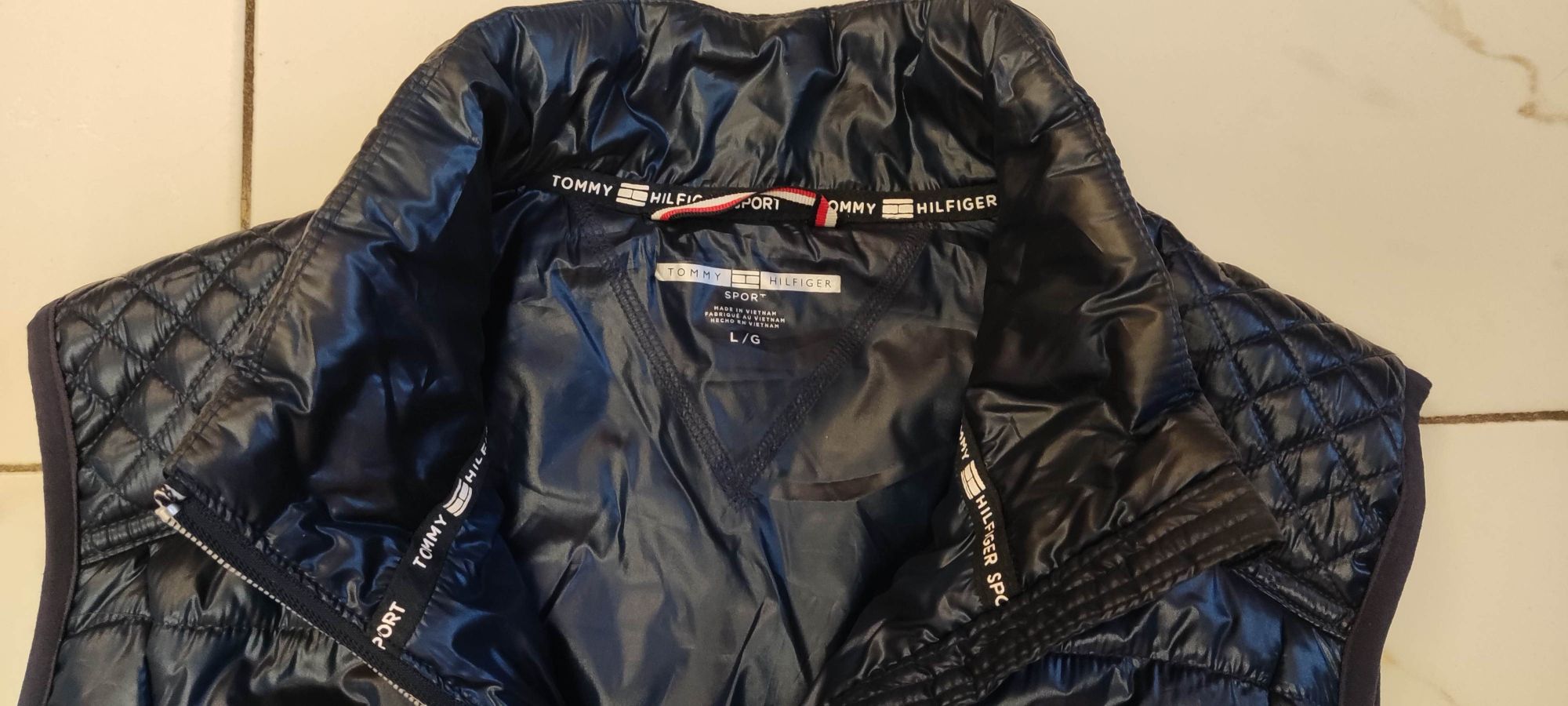 Оригінальний жилет L Tommy Hilfiger