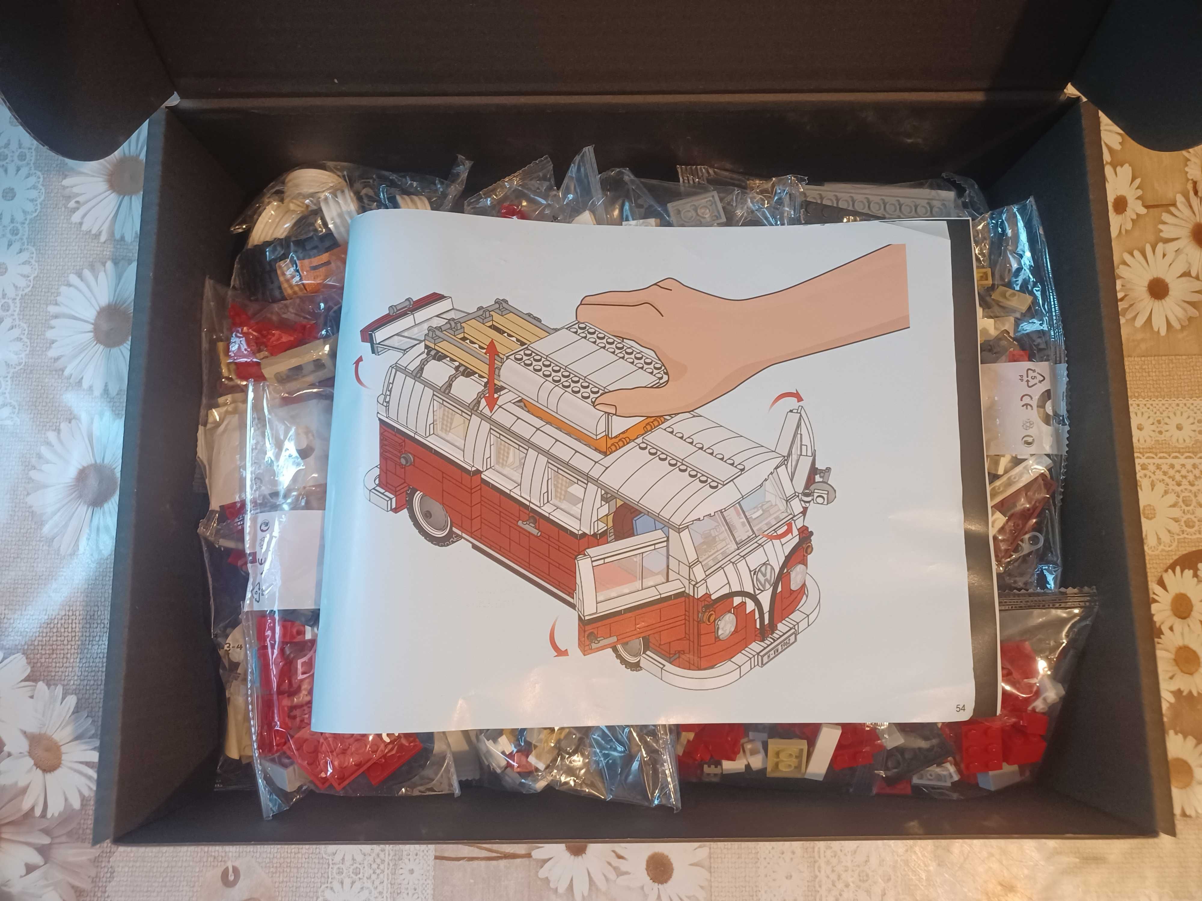 Klocki 10220 Samochód  Volkswagen T 1 Kamper Klasyk  Pojazd 1332PCS