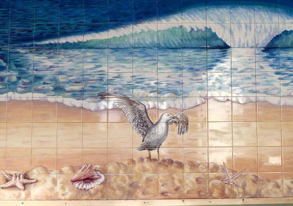 Paineis em azulejo pintado à mão para marisqueiras, piscinas etc.