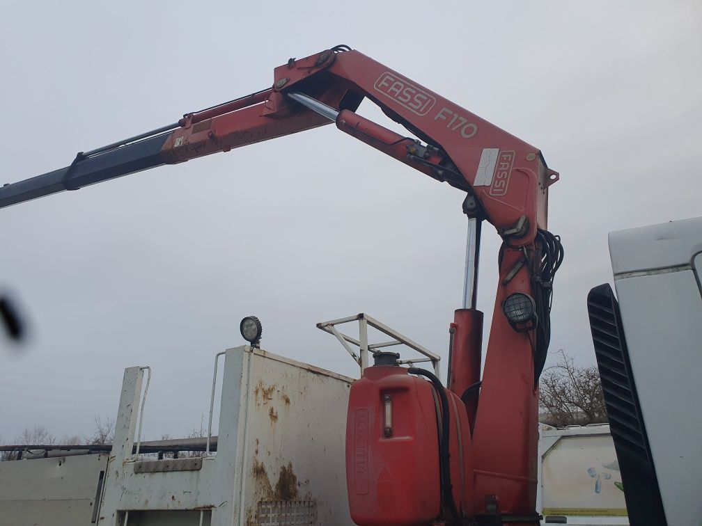 Renault Kerax 6x2, FASSI F170 HDS, 8.3m paka, dobry stan, 3 miejsca
