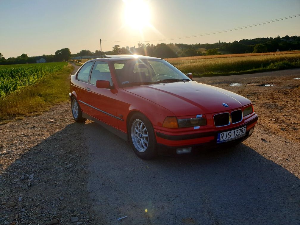 Bmw e36*Compact*zadbany*niski przebieg*bez rdzy!!!