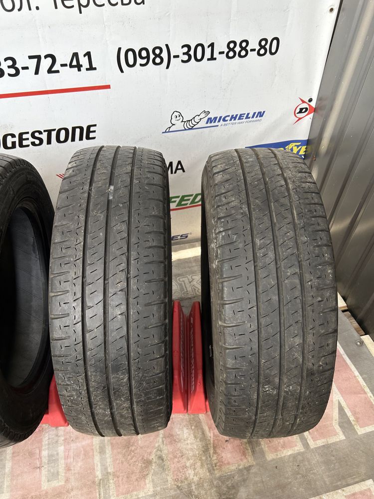 Хороший комплект шин 215/60/17C Michelin