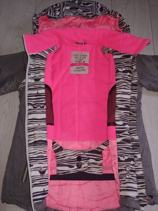 Куртка для дівчинки