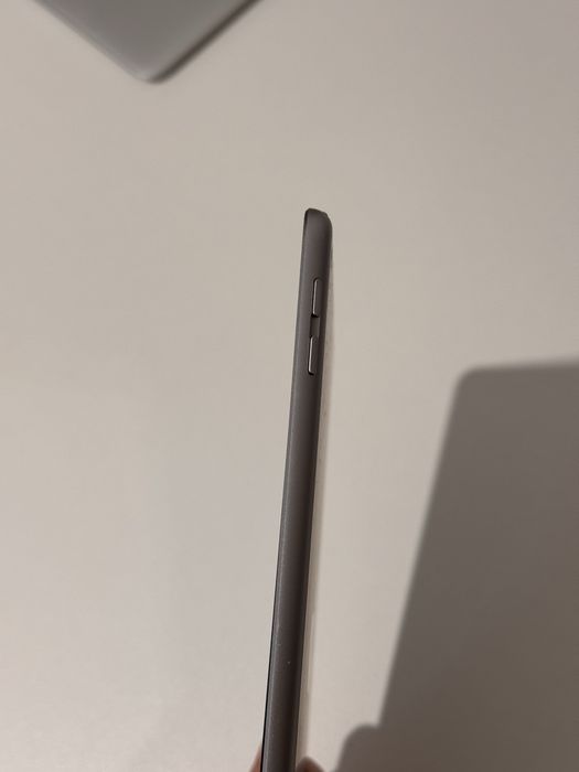 IPad5 на запчастини