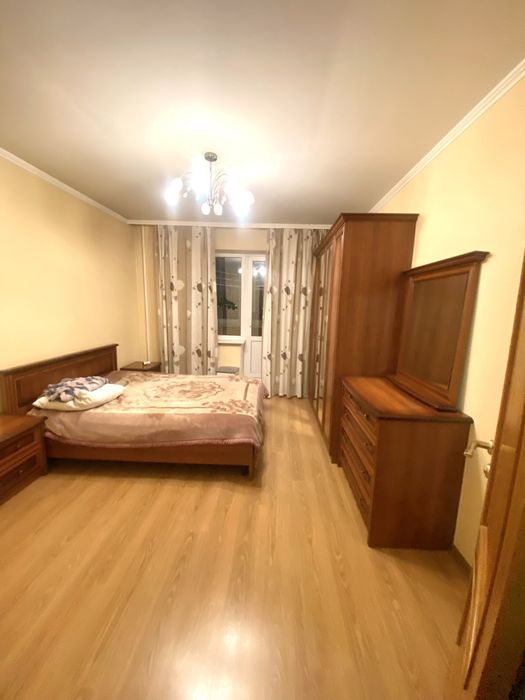 Академмістечко,двокімнатна,євроремонт,метро-3 хвилини