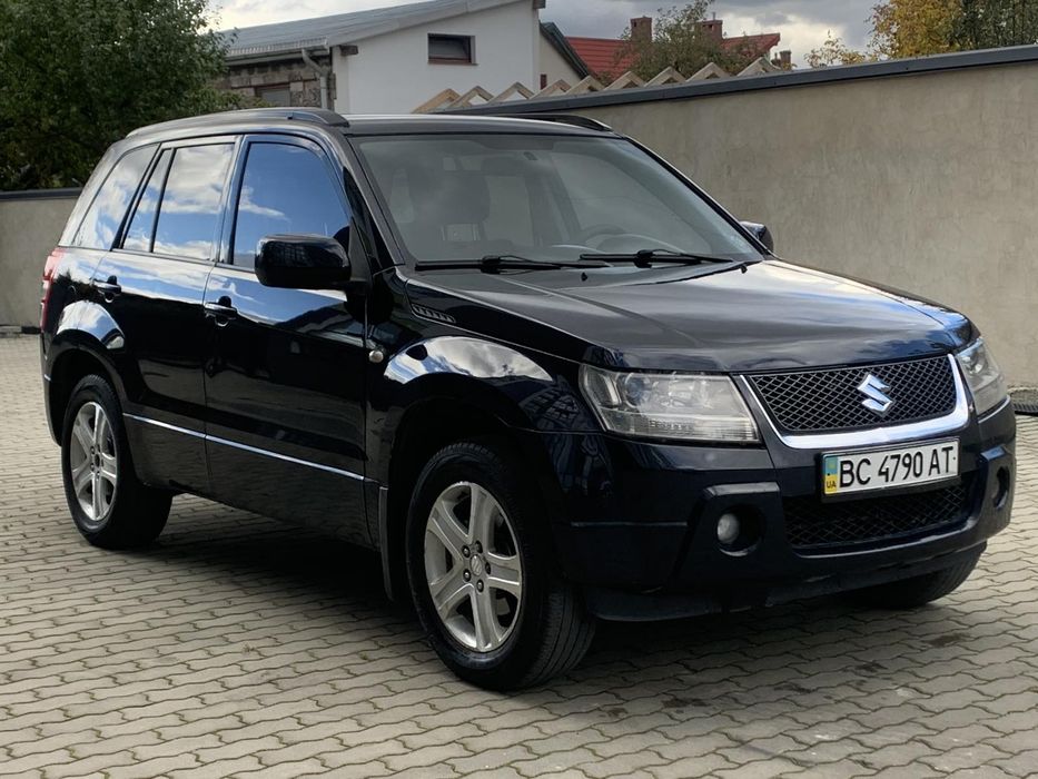 Suzuki Grand Vitara 2.0 бенз. 2006 року