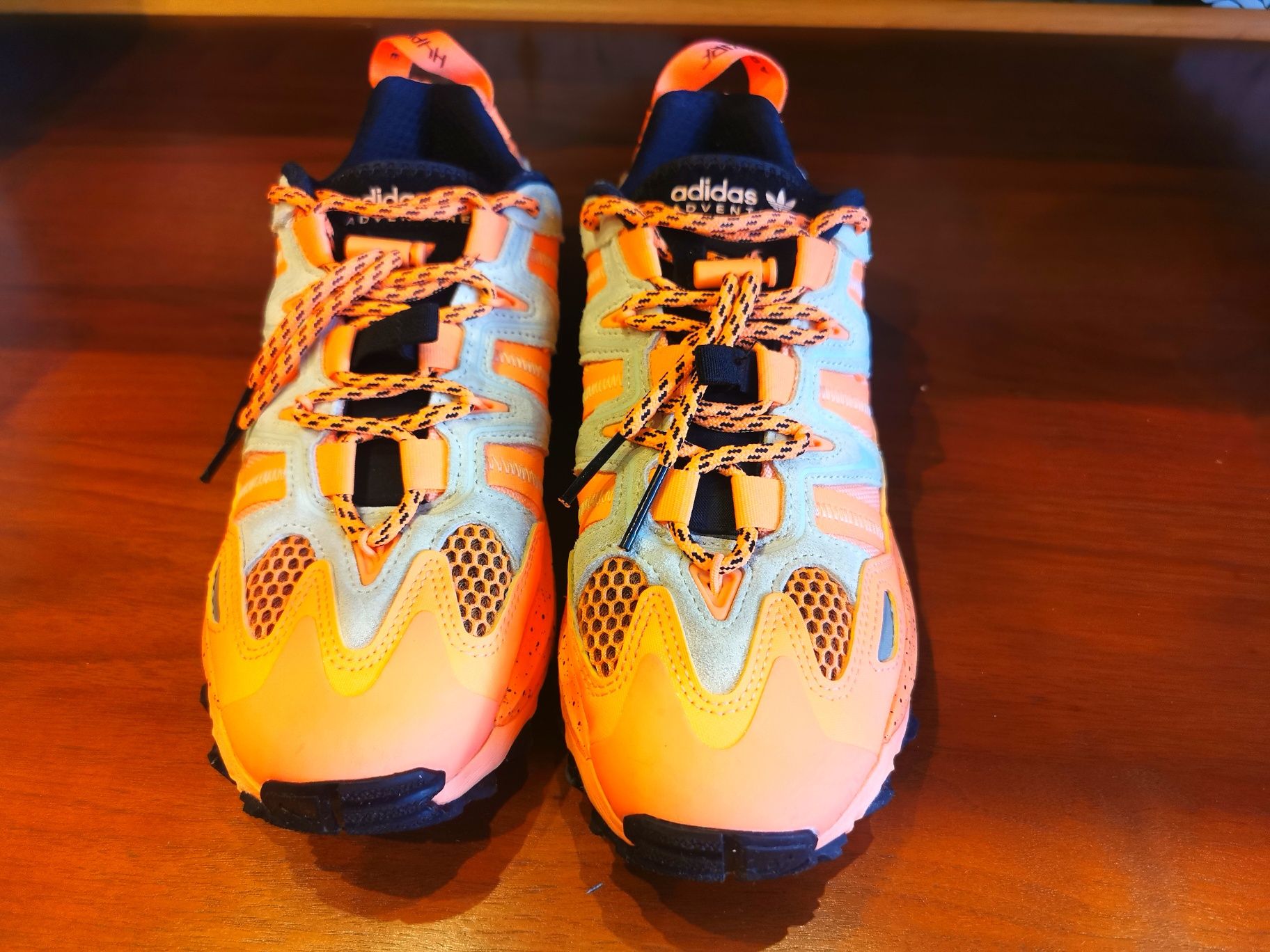 Buty Adidas Hyperturf Adventure r.40 (Unisex)