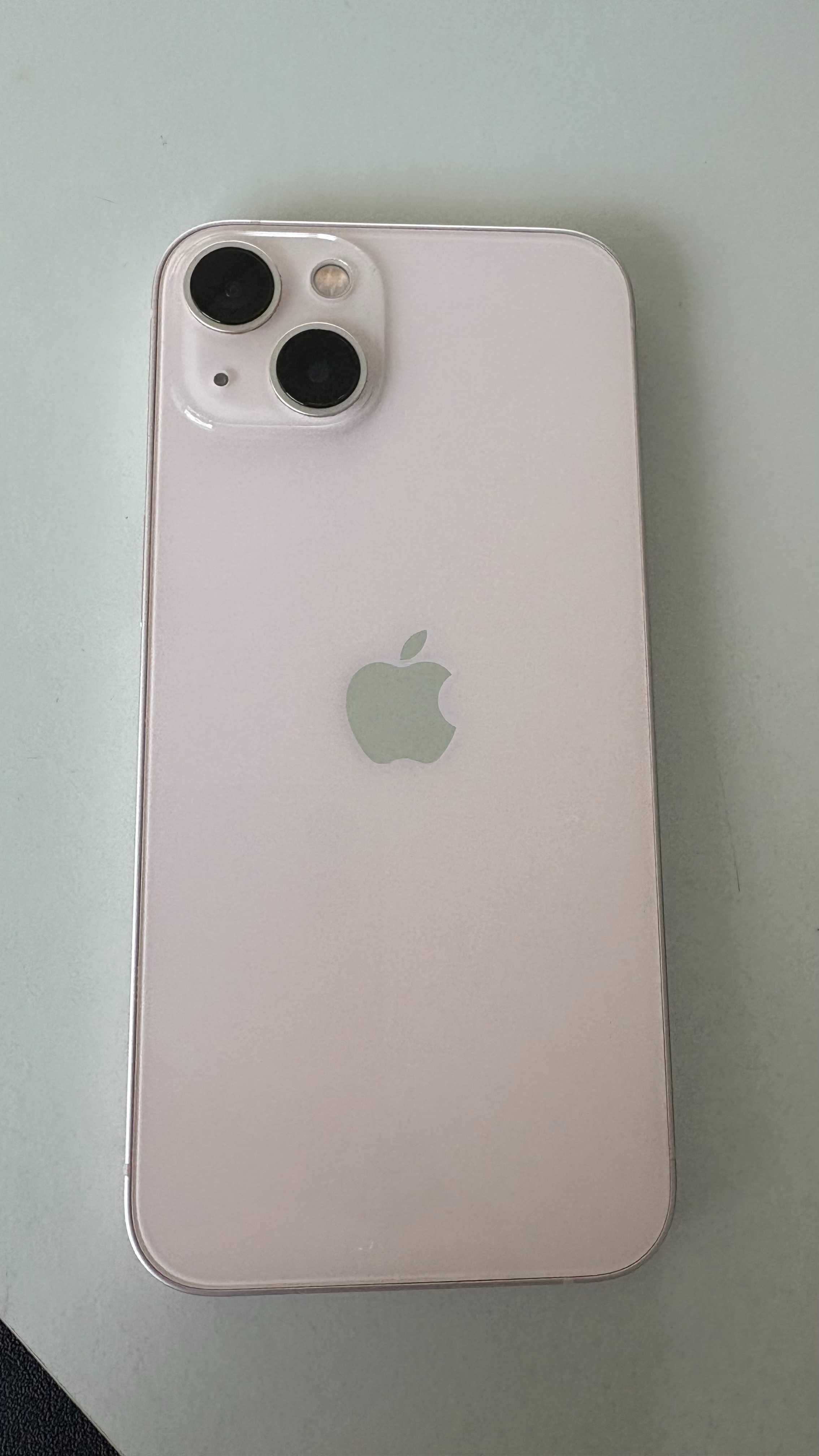 iphone 13 różowy