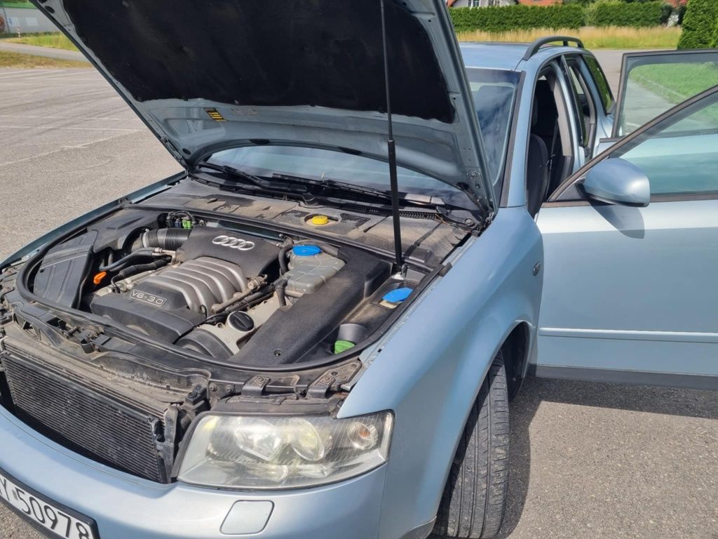 Audi A4 3.0 V6 Quattro