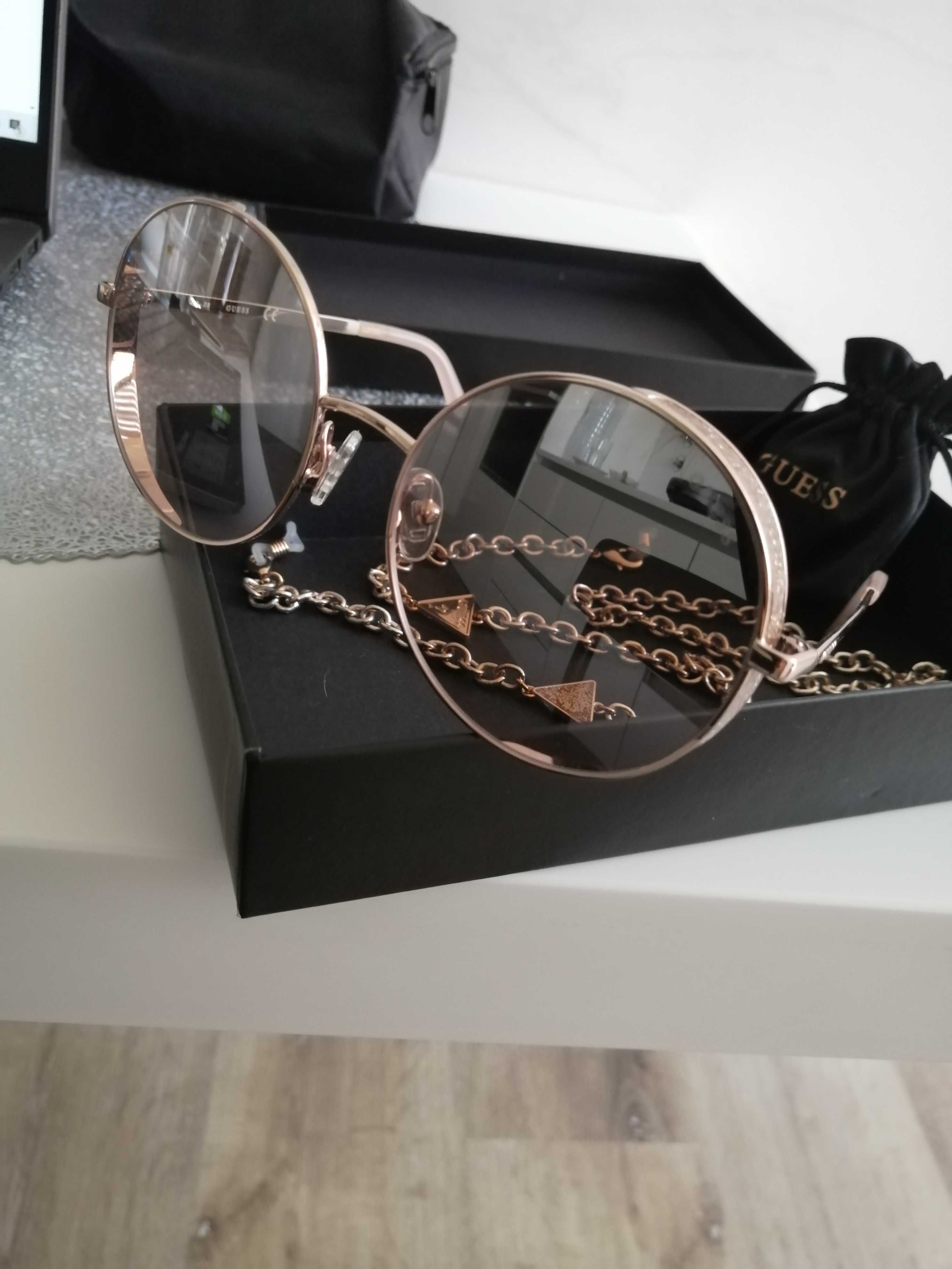 Óculos Guess rosa/dourado