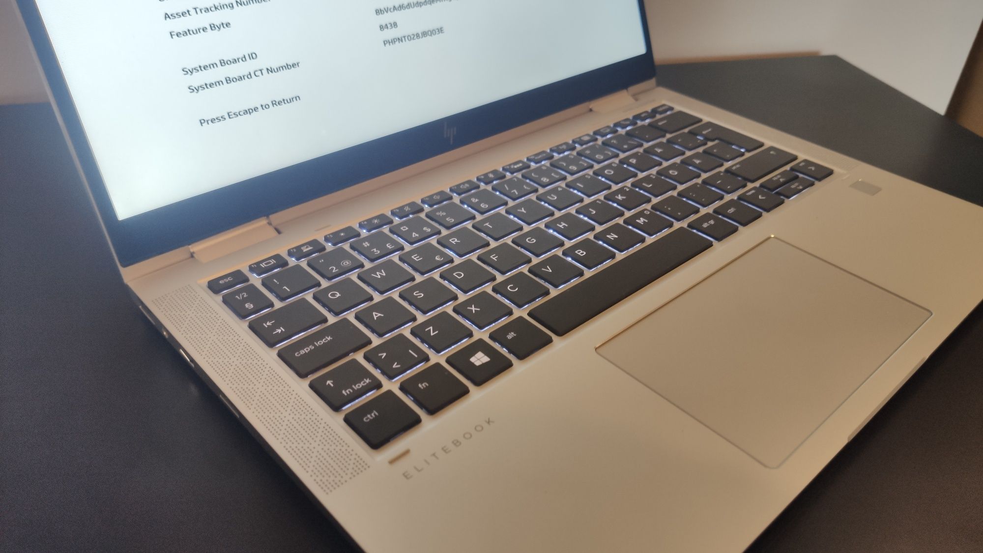 HP Elitebook 1030 G3 dotyk I5, 16GB ram, SSD laptop tablet