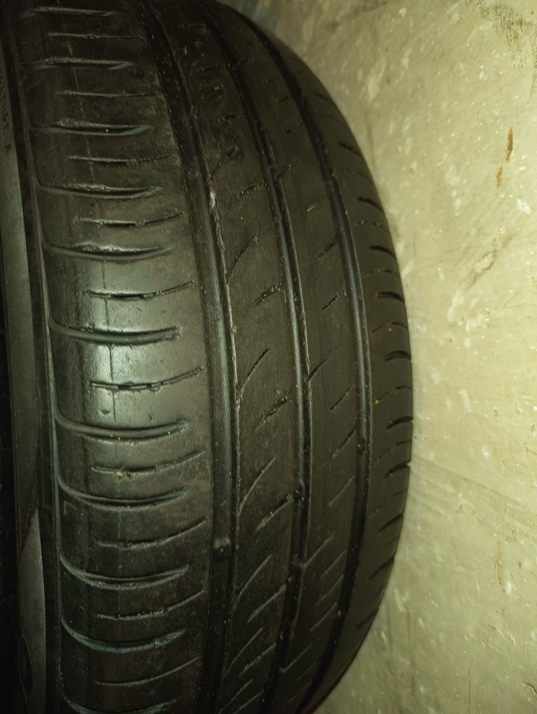 Opony letnie Komplet 185/60 R15 Kumho7 Ecowing