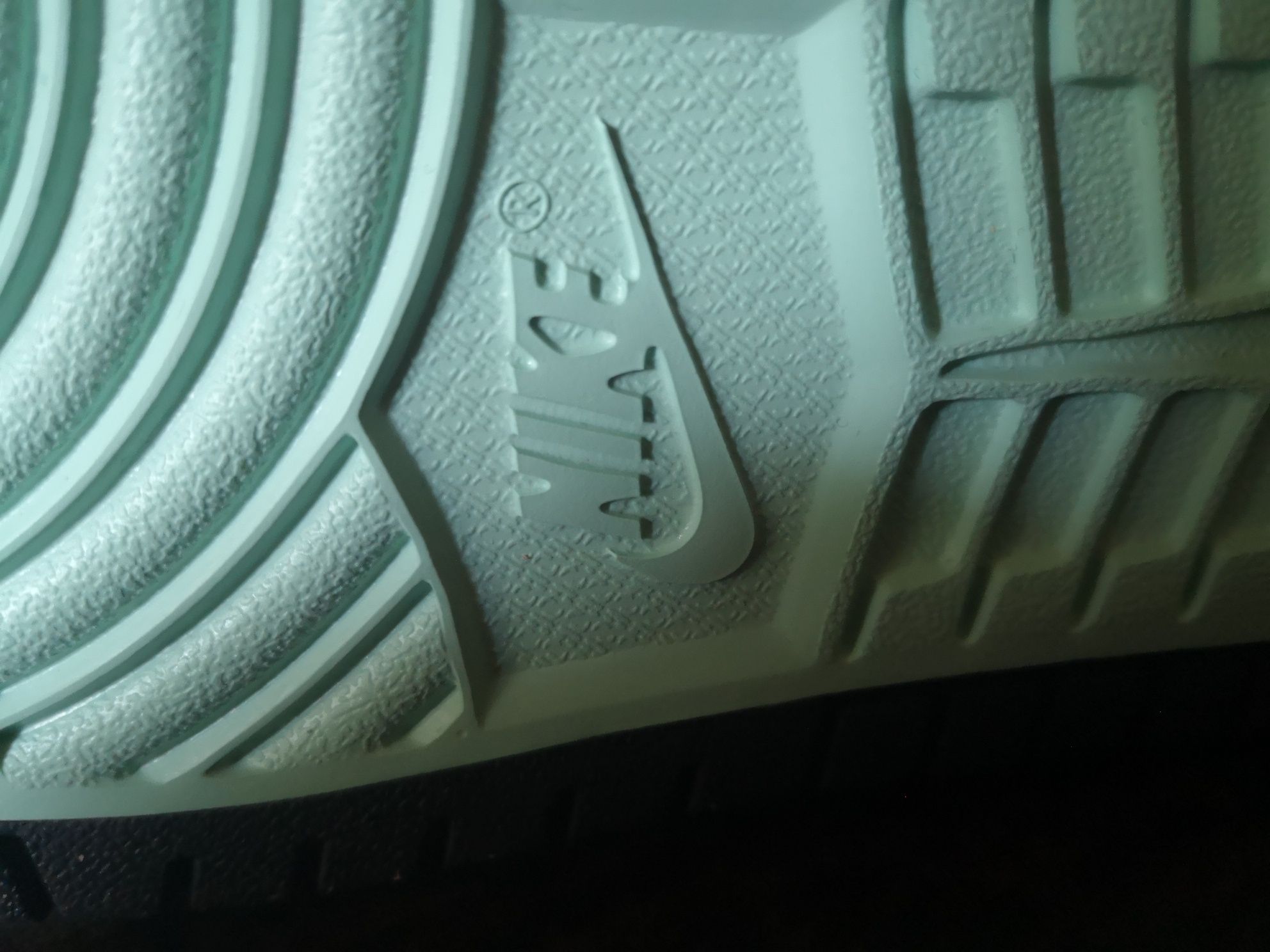 Nike Jordan 1 High Zoom Air CMFT Biały Daybreak Tropical Twist