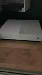 Ibox one .Stan idealny w zestawie dwa pady
