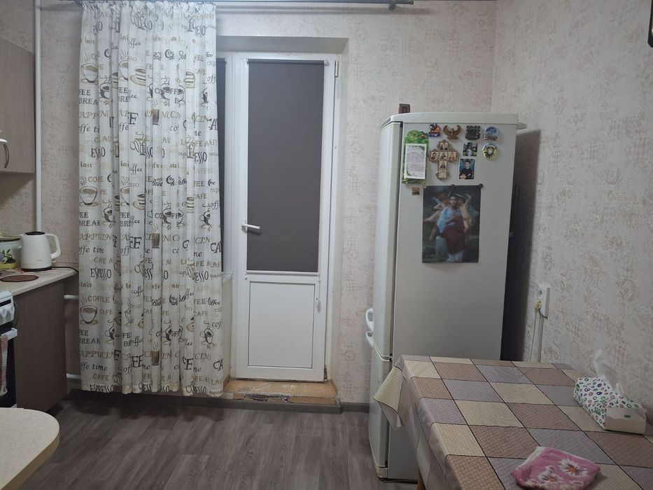 Продам 1 комнатную квартиру в городе Павлограде на пзто