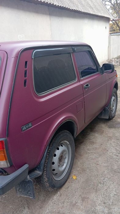 Продам Ниву 21213