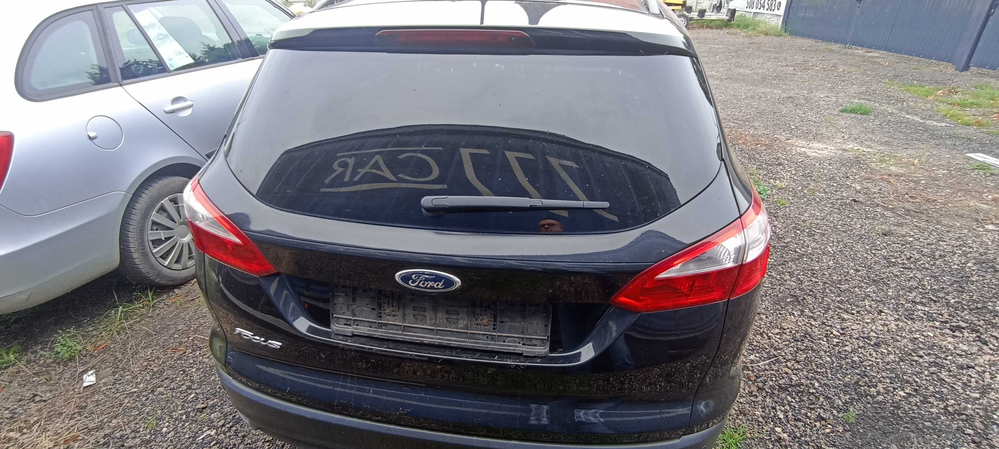 błotnik przód prawy ford focus  mk3 lak fb oryginał