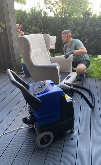 Pranie kanapy, fotela, krzeseł, materaca innych mebli tapicerowanych