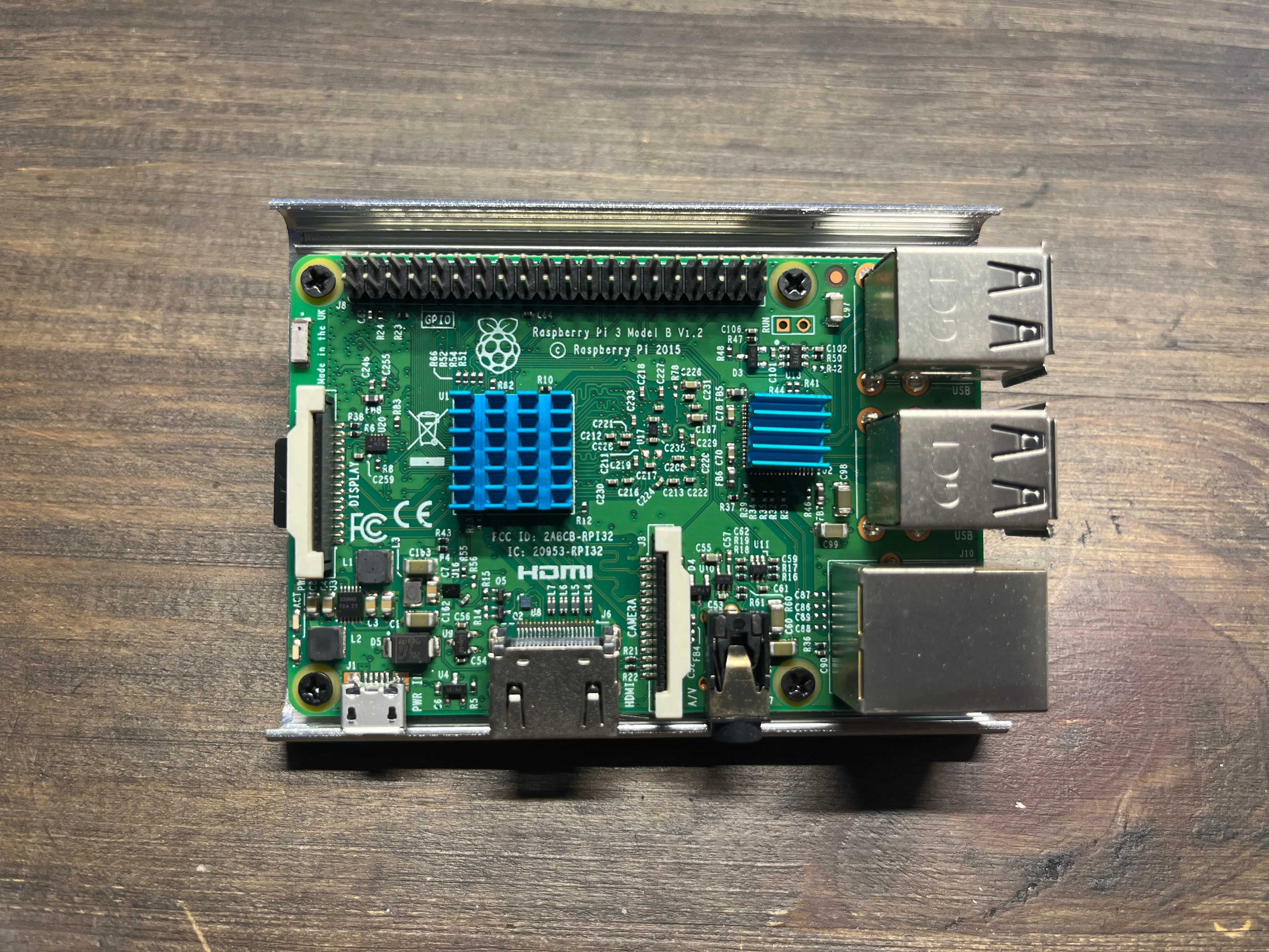 Мікрокомп'ютер Raspberry Pi 3 Model B V1.2
