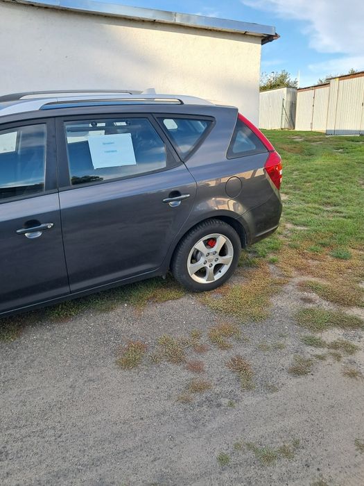 Kia Cee'd 2009 1.6 CRDi świeży PT! bez DPF i dwumasy.