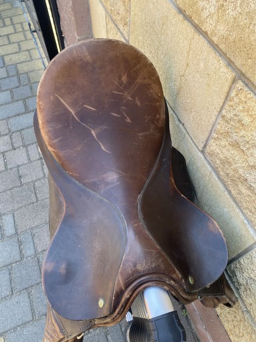 Седло для лошади кожаное England