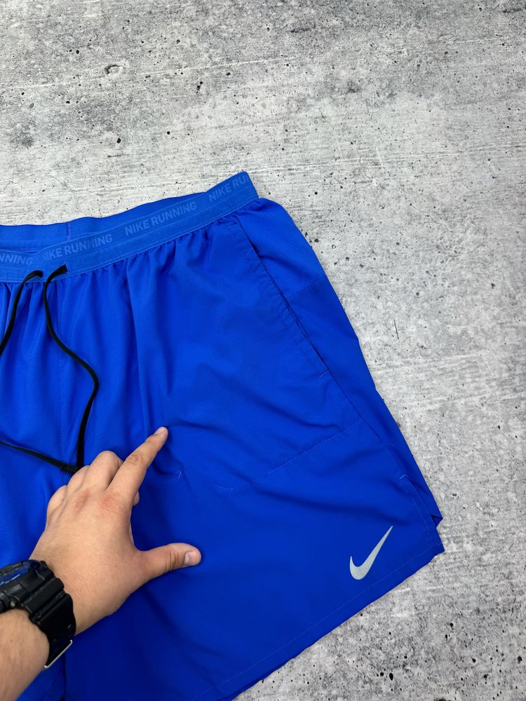 Повседневные спортивные шорты для бега для зала занятий спортом Nike