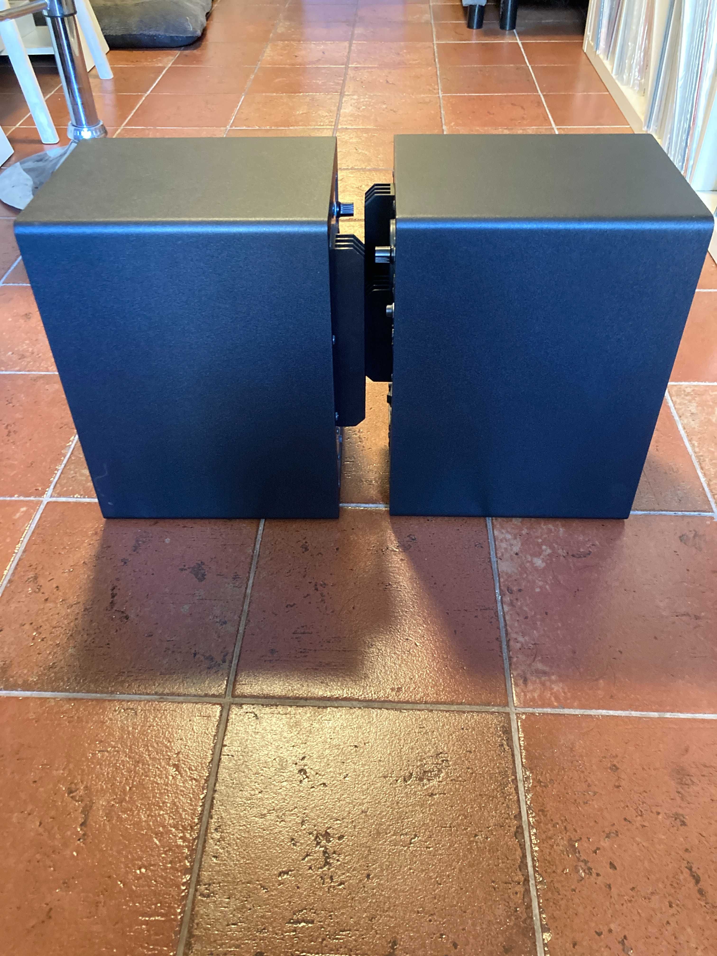 Yamaha HS7 par monitores colunas