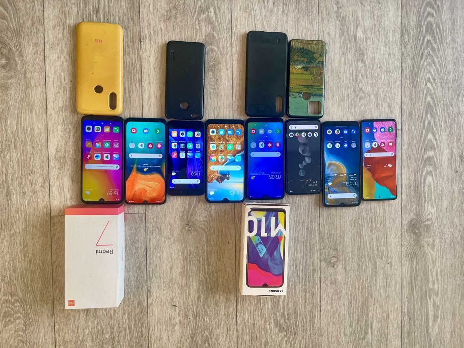 Телефони Samsung Xiaomi