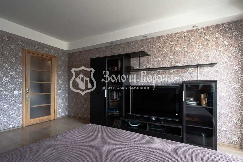 Квартира, 2к. Гарний стан. Шумського, 8а, Березняки, Дніпровський р-н