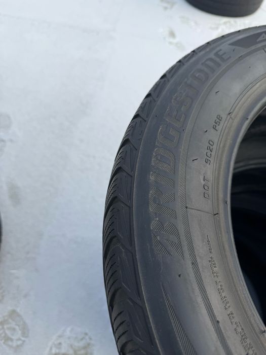 205/60/16 Bridgestone Blizzak LM-32