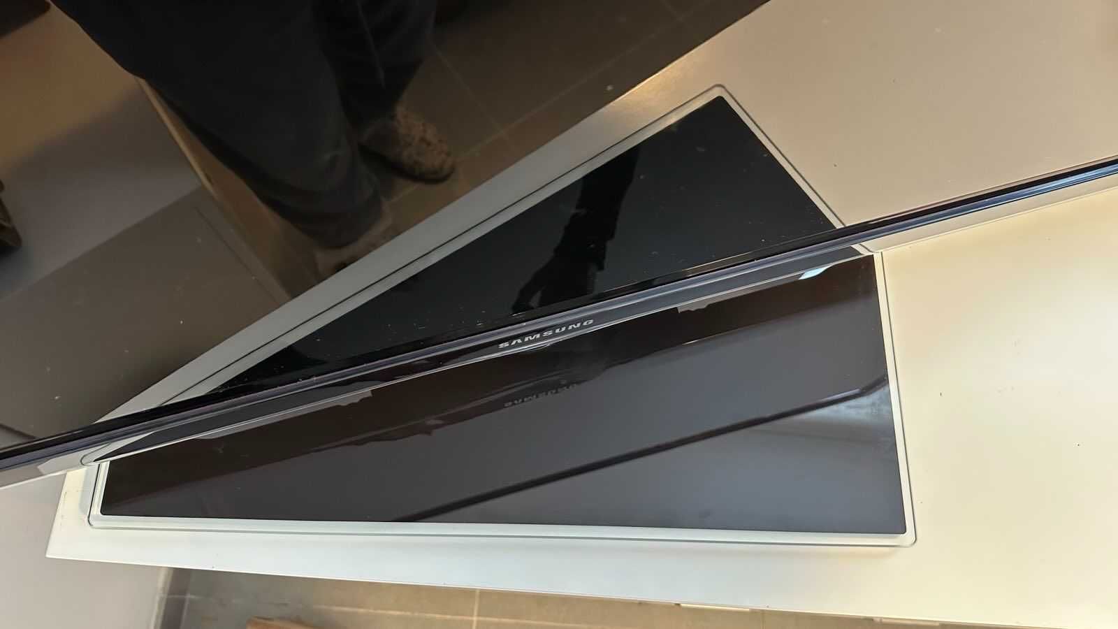 Samsung  46" UE46D6100