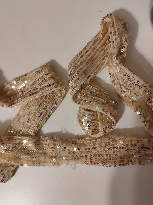 Sukienka cekinowa cekiny złota XS/S