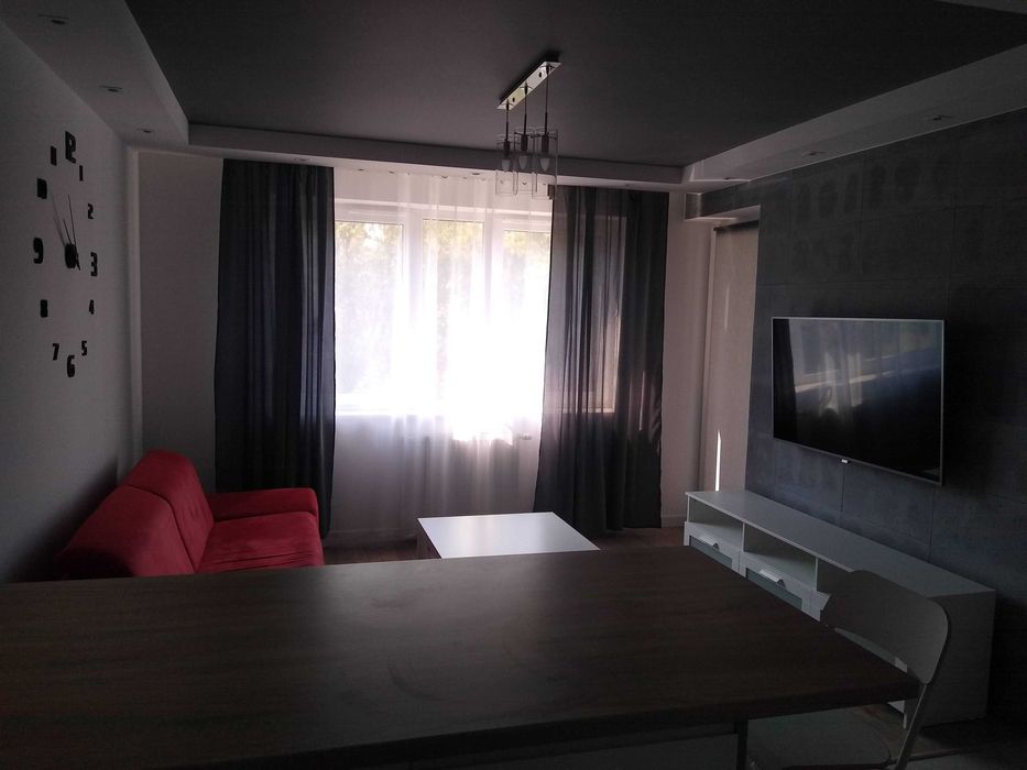 Mieszkanie do wynajęcia : 52m2, 2 pokoje, balkon, garaż, ul. Mała Góra
