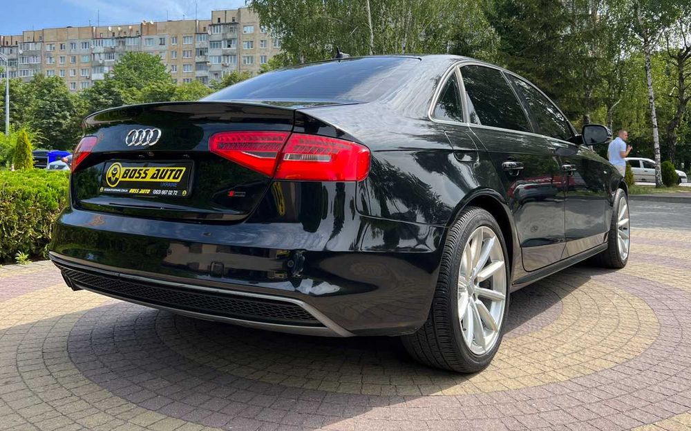 Audi A4 2014 року