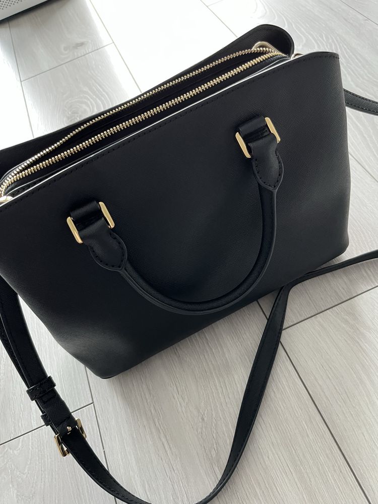 Michael Kors torebka czarna kuferek na ramię listonoszka damska