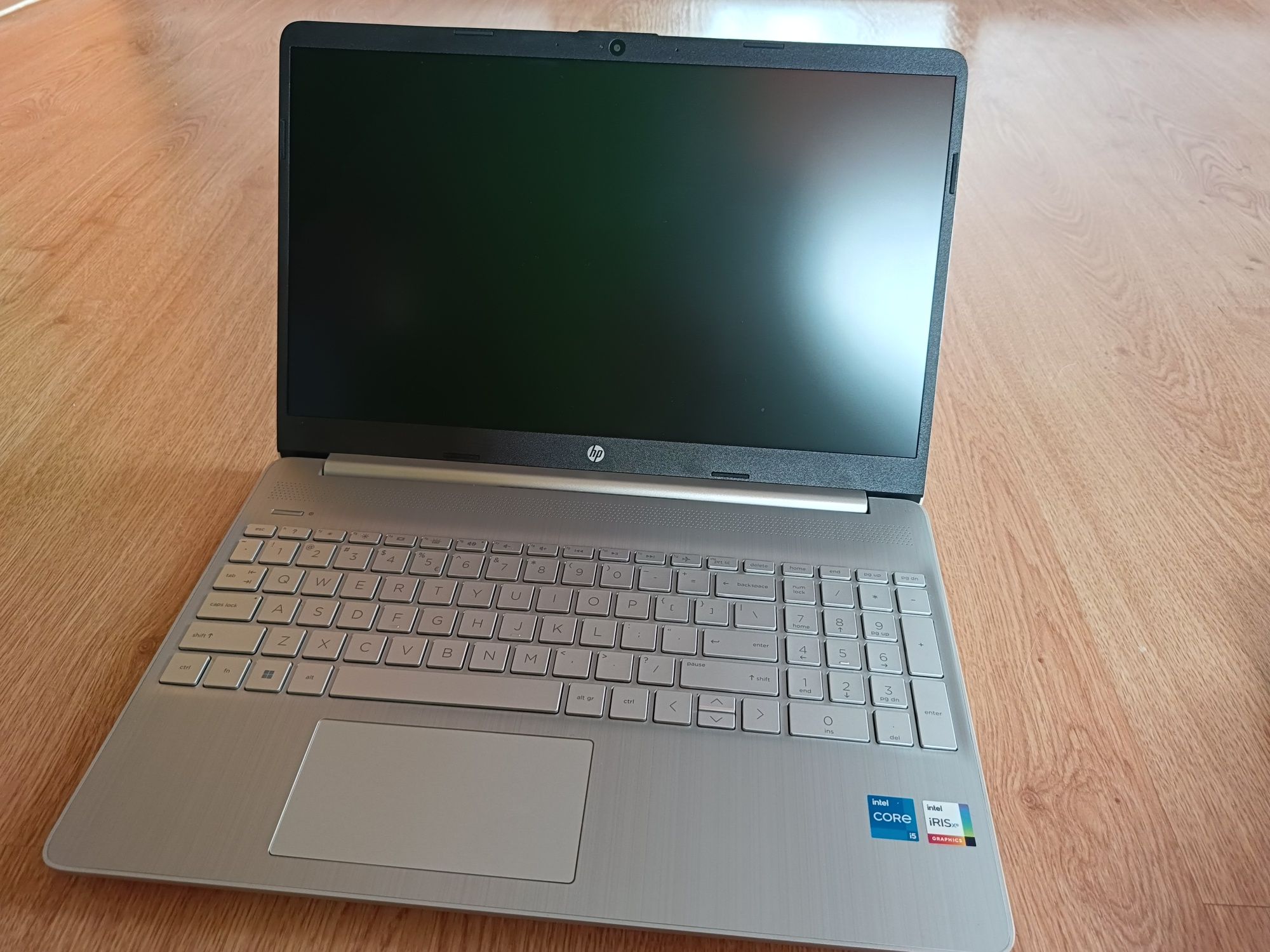 Laptop HP 15s-fq5123nw