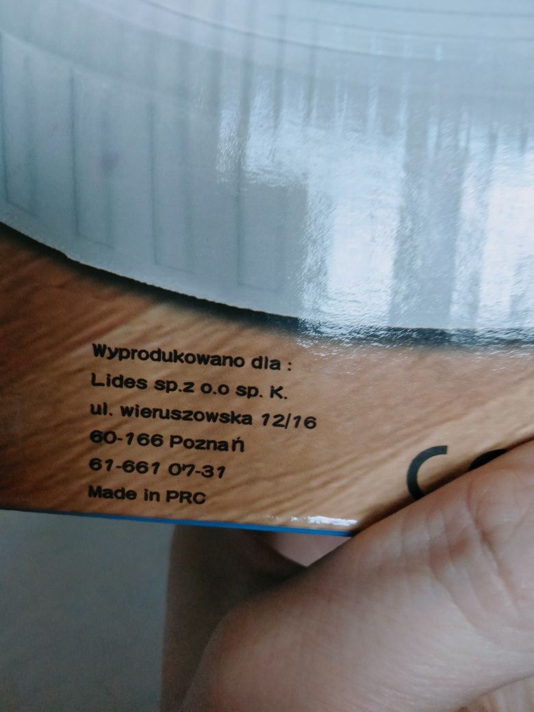Czyszczący robot. Nowy