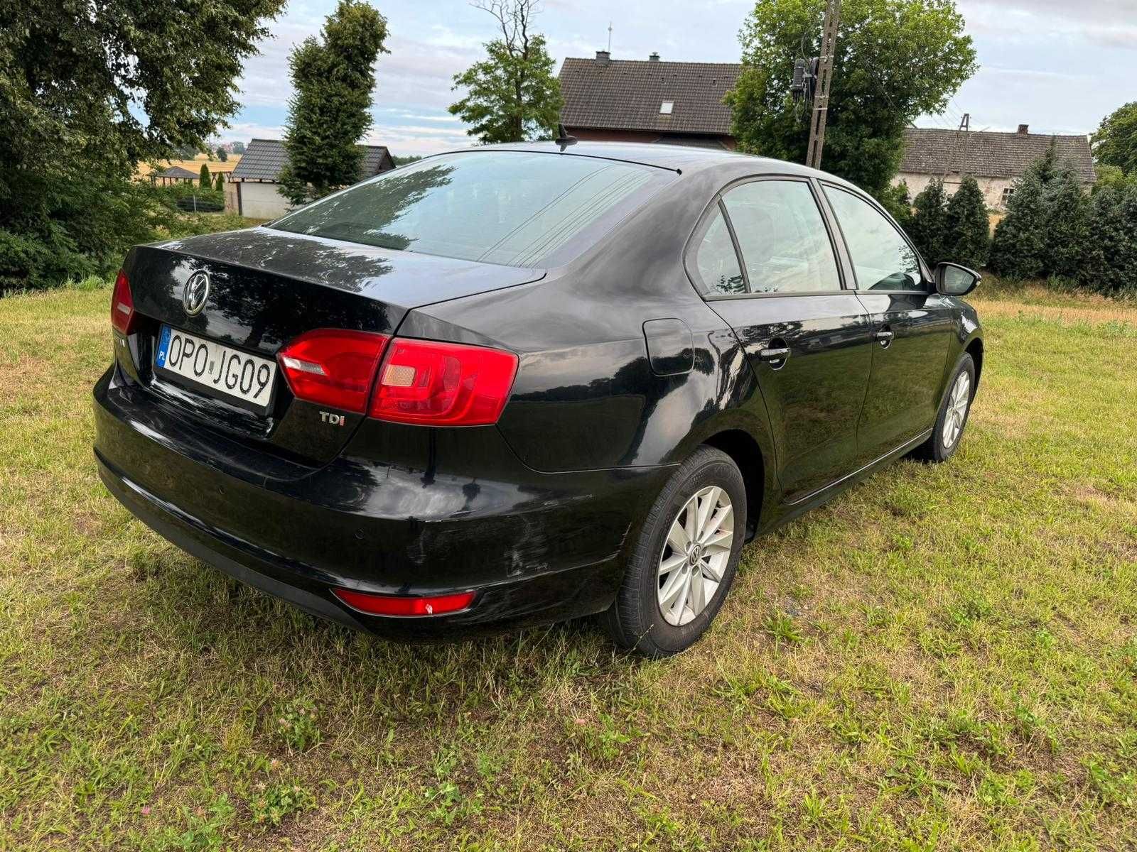 Volkswagen Jetta 1.6 tdi 105KM 2012r 221 tys km, manualna skrzynia
