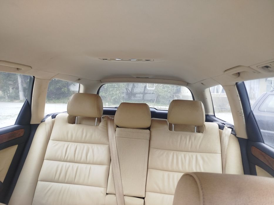 Салон Ауди А6С5 універсал 2003р