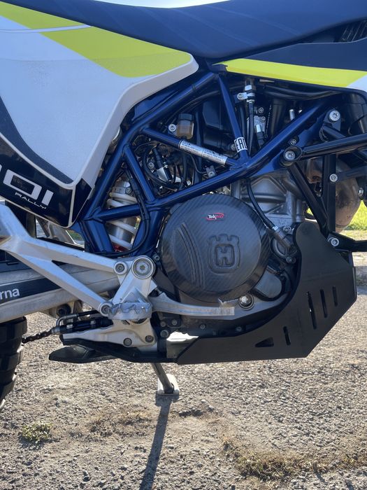 Husqvarna 701 enduro 2023  - Possibilidade de Credito