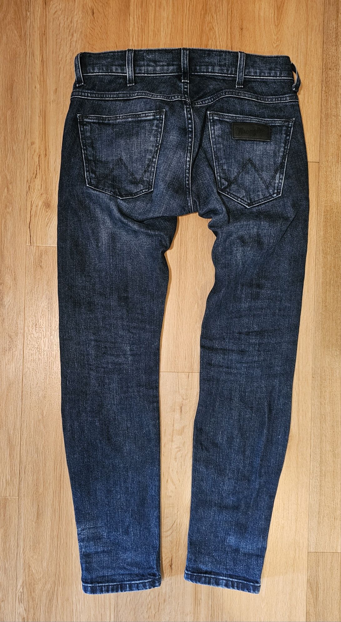 Spodnie jeans Wrangler Bryson skinny fit slim rurki W28 L32