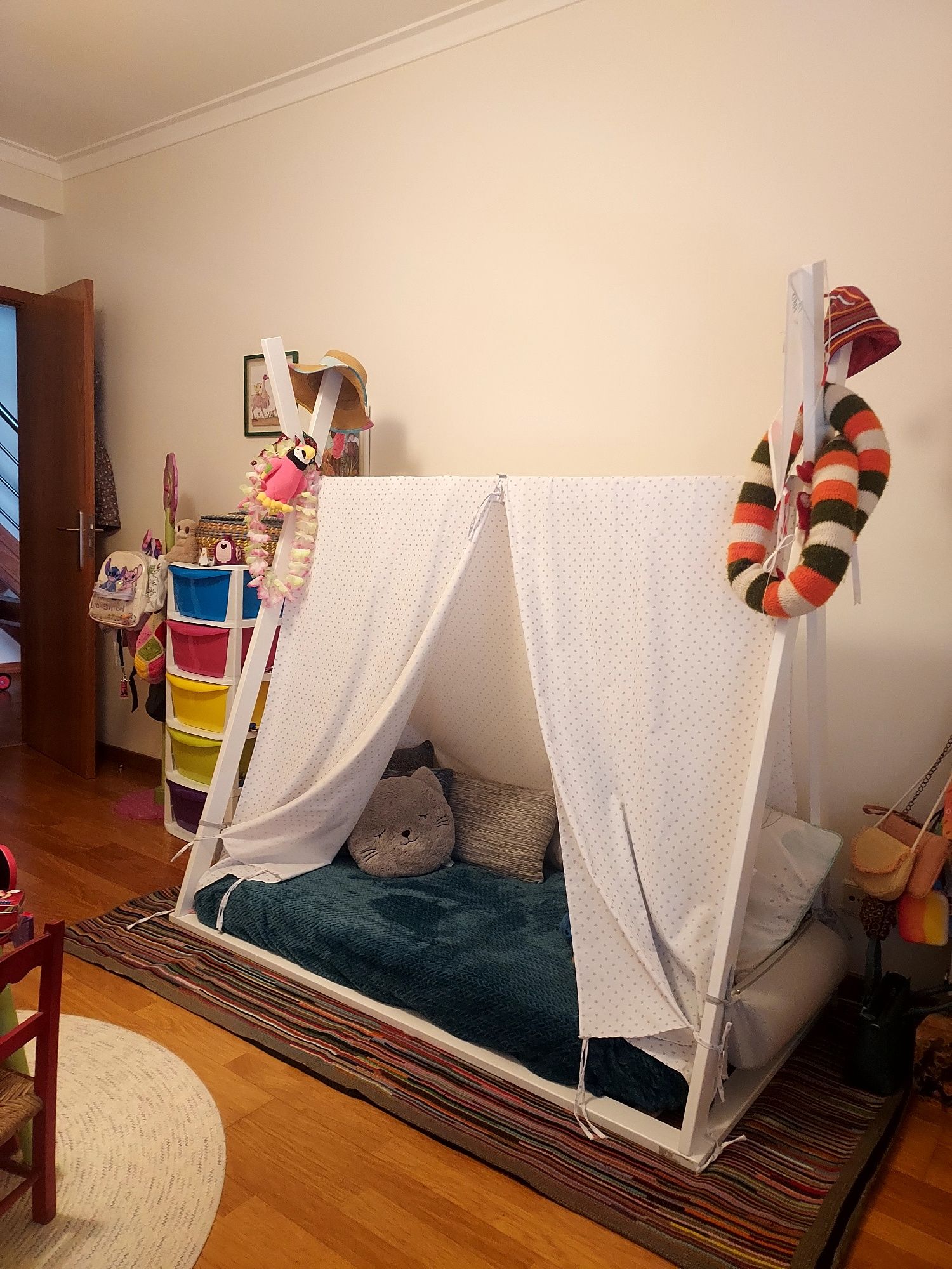 Cama Tenda Tipo Montessori