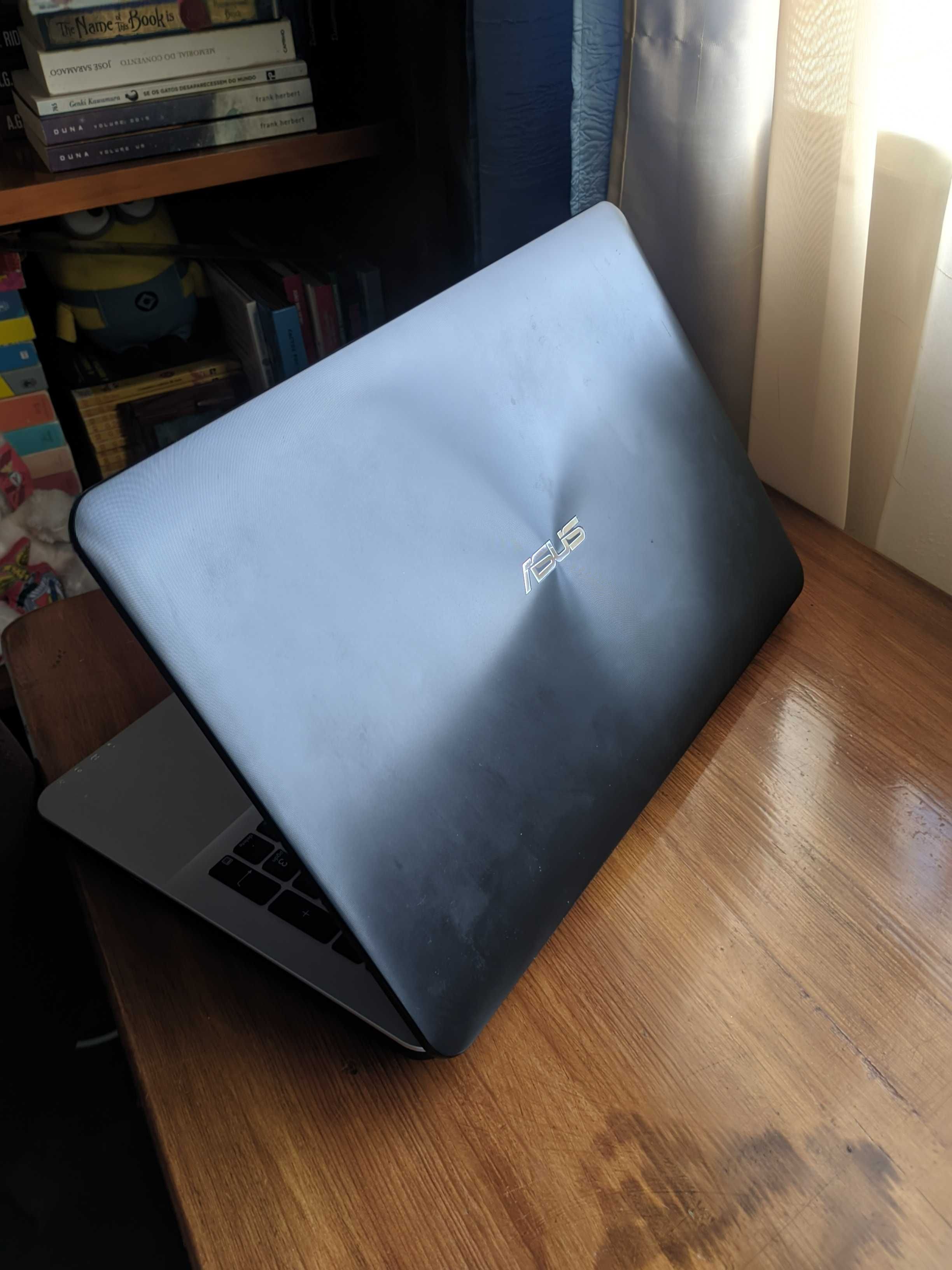 Portátil ASUS X555LJ - 920M / i3 5010U / 12GB