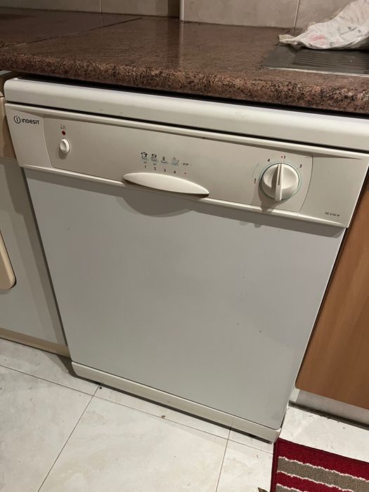 Máquina de Lavar Loiça