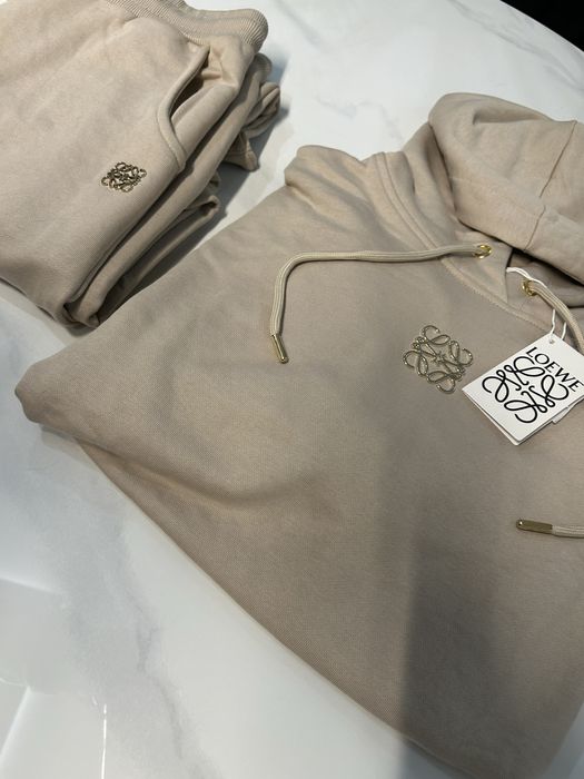 Piękny dres damski beżowy komplet Loewe 2XL