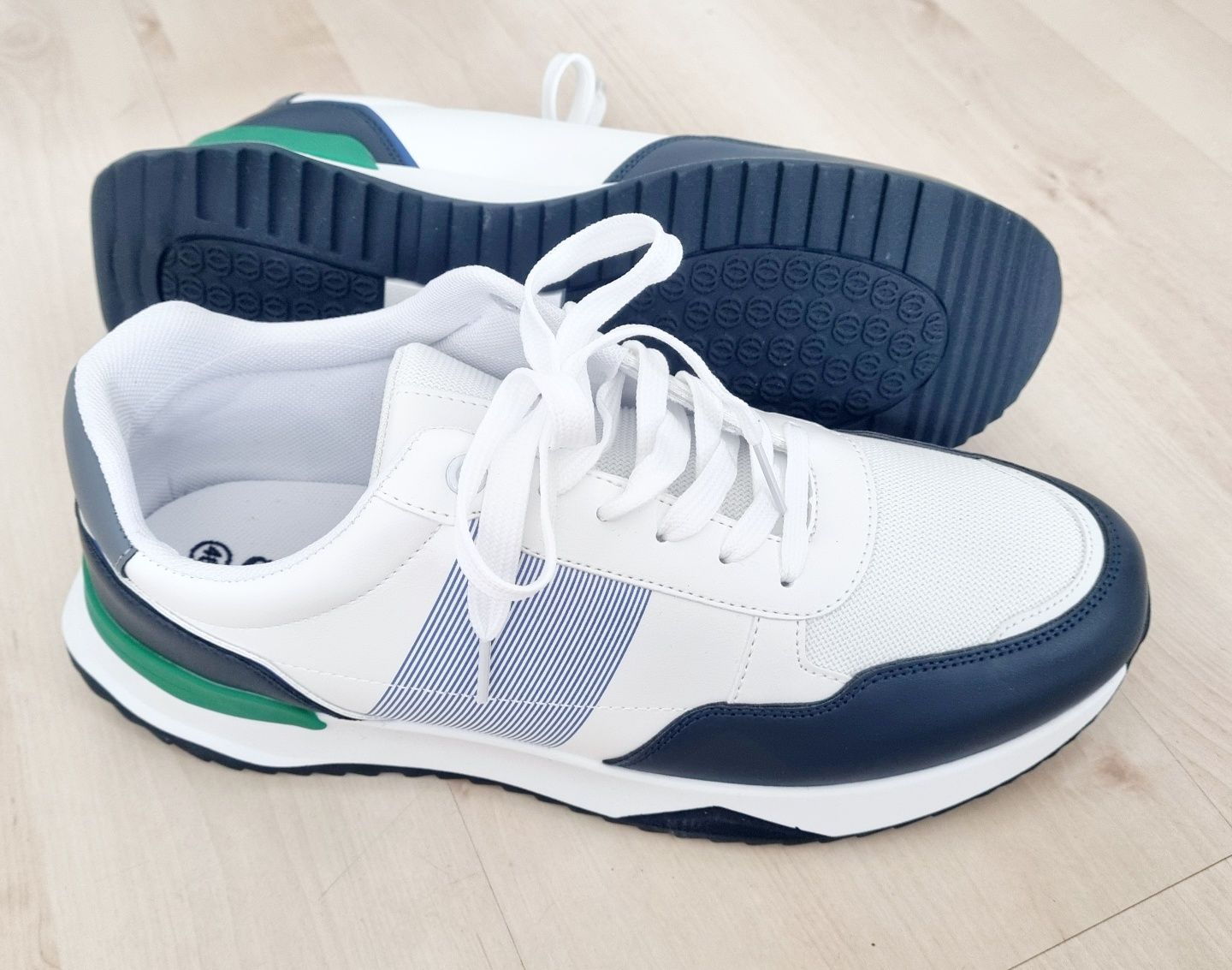 Adidasy, sneakersy męskie, trampki 46