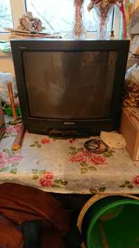 Продам старі телевізори