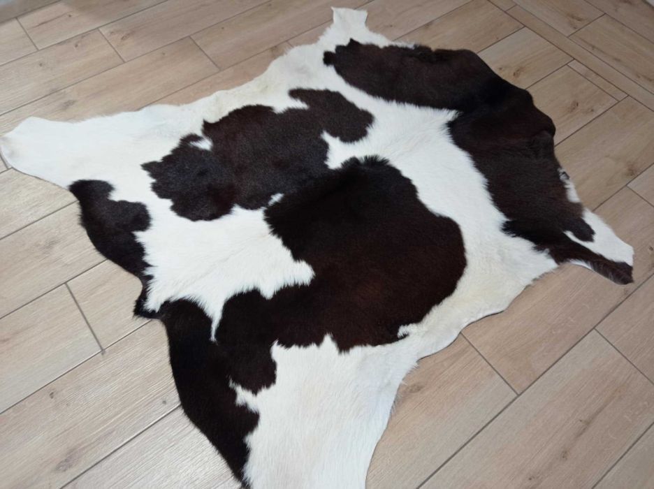 Dywan SKÓRA BYDLĘCA CIELAK POLSKI łaciaty brąz-biały skóra naturalna