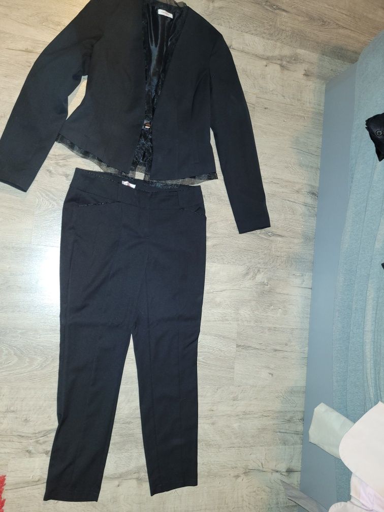 Nowy czarny komplet żakiecik i spodnie  Orsay 38